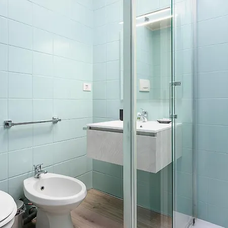 Italianway - Corso 12 * Milan